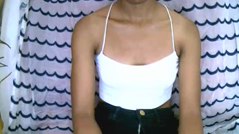 prettiethalia online show from January 9, 9:01 am