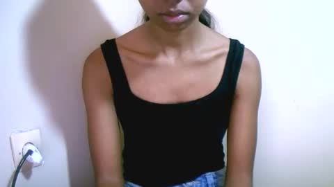 prettiethalia online show from February 6, 7:34 am