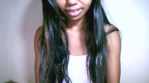 prettiethalia online show from March 2, 7:10 pm