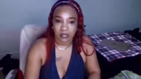 Snapshot of pretty69queen chatting on July 28, 11:48 pm Yasmine pretty online show from July 28, 11:48 pm