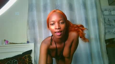 pretty__lisa online show from March 25, 3:07 pm