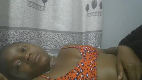 Snapshot of pretty_abella chatting on January 29, 12:33 am abella online show from January 29, 12:33 am