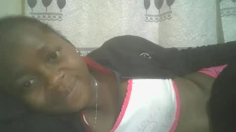 Snapshot of pretty_abella chatting on February 9, 1:44 am abella online show from February 9, 1:44 am