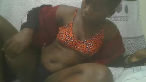 Snapshot of pretty_abella chatting on February 9, 10:32 pm abella online show from February 9, 10:32 pm