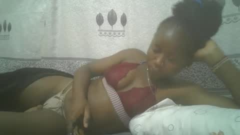Snapshot of pretty_abella chatting on February 16, 8:00 pm abella online show from February 16, 8:00 pm
