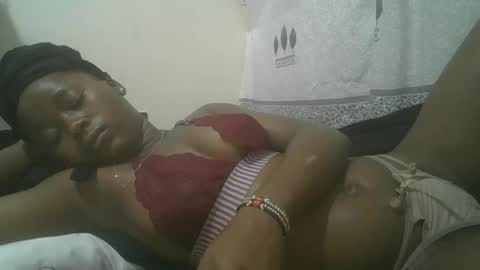 Snapshot of pretty_abella chatting on February 16, 11:16 pm abella online show from February 16, 11:16 pm