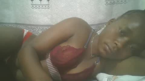 Snapshot of pretty_abella chatting on February 17, 1:42 pm abella online show from February 17, 1:42 pm