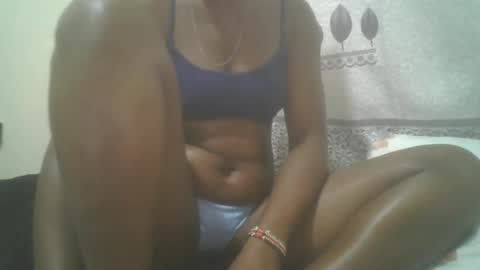 Snapshot of pretty_abella chatting on February 21, 9:56 am abella online show from February 21, 9:56 am