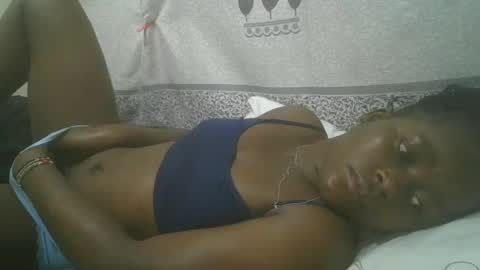 Snapshot of pretty_abella chatting on February 21, 10:48 pm abella online show from February 21, 10:48 pm