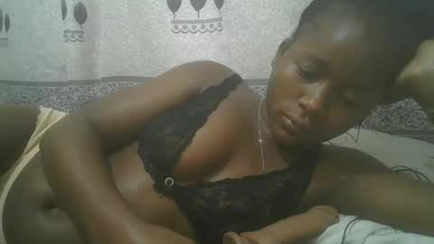 Snapshot of pretty_abella chatting on March 2, 11:42 pm abella online show from March 2, 11:42 pm