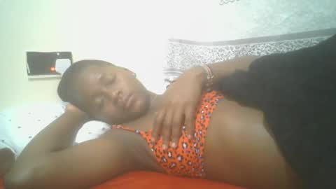 Snapshot of pretty_abella chatting on March 5, 2:57 am abella online show from March 5, 2:57 am