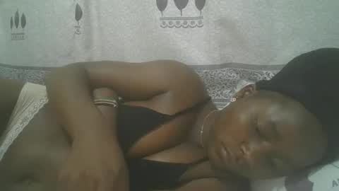 Snapshot of pretty_abella chatting on March 12, 2:01 pm abella online show from March 12, 2:01 pm