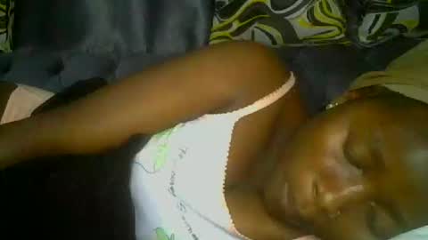 Snapshot of pretty_abella chatting on September 20, 11:17 pm abella online show from September 20, 11:17 pm