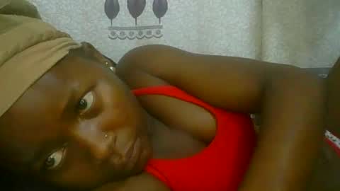 Snapshot of pretty_abella chatting on October 13, 8:14 am abella online show from October 13, 8:14 am