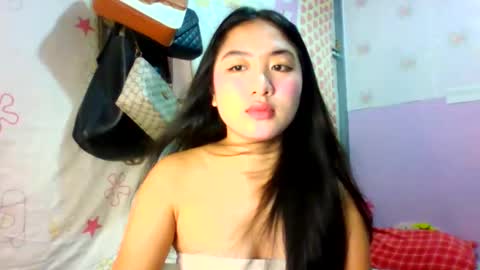 pretty_am online show from December 14, 9:14 am