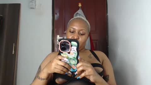 Annah online show from January 20, 3:18 pm