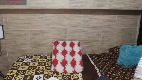 pretty_cristal22 online show from December 24, 1:38 am