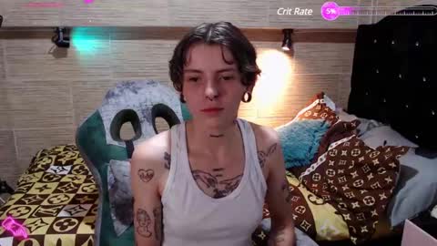 pretty_cristal22 online show from March 9, 3:54 am