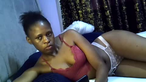 pretty_daniella online show from June 14, 4:47 am