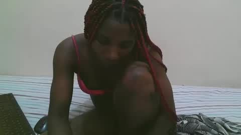 pretty online show from March 23, 3:16 pm