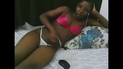 pretty online show from April 23, 1:13 pm