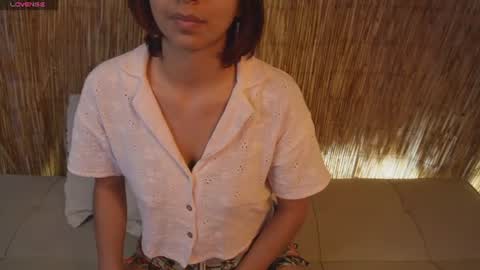 Snapshot of pretty_goddess chatting on June 10, 8:19 pm pretty_goddess online show from June 10, 8:19 pm