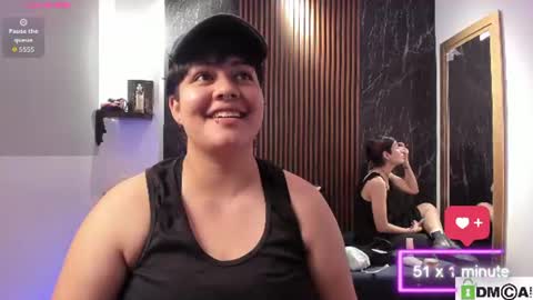 Snapshot of pretty_honey22 chatting on July 29, 2:43 am pretty_honey22 online show from July 29, 2:43 am