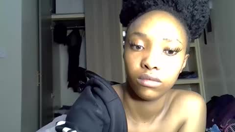 Snapshot of pretty_jazmine chatting on September 16, 12:22 am Jaz online show from September 16, 12:22 am