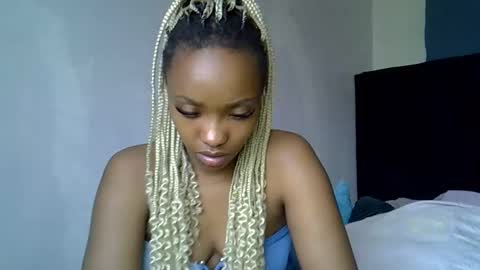 pretty jazminee online show from June 9, 12:17 pm