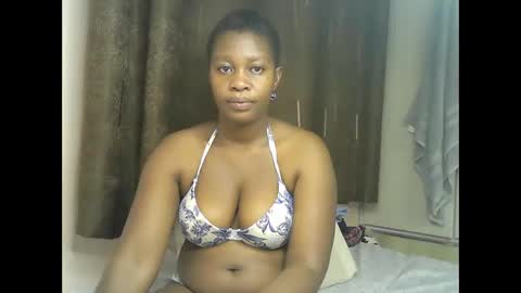 pretty_kylah online show from April 23, 2:13 am