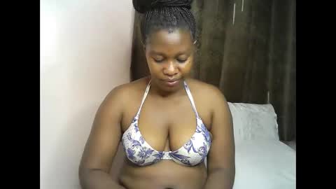 Snapshot of pretty_kylah chatting on May 12, 12:08 am pretty_kylah online show from May 12, 12:08 am