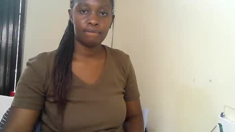 Snapshot of pretty_kylah chatting on July 1, 1:45 pm pretty_kylah online show from July 1, 1:45 pm