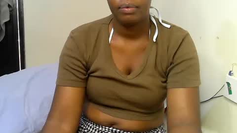 Snapshot of pretty_kylah chatting on July 8, 11:04 am pretty_kylah online show from July 8, 11:04 am