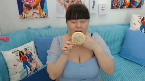 Snapshot of pretty_malika chatting on June 19, 3:55 am pretty_malika online show from June 19, 3:55 am
