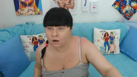 Snapshot of pretty_malika chatting on July 21, 12:18 pm pretty_malika online show from July 21, 12:18 pm