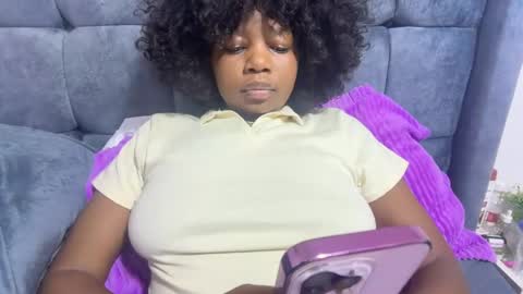 Pretty peaches online show from January 17, 12:10 pm