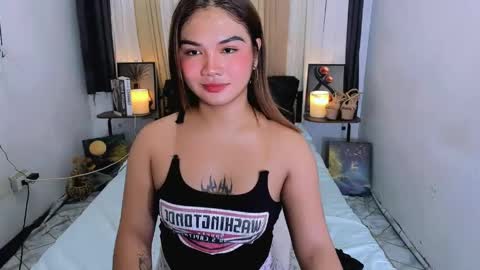 Snapshot of pretty_percy chatting on June 6, 5:45 am hi im percy online show from June 6, 5:45 am