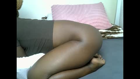 Essy online show from April 4, 12:02 pm