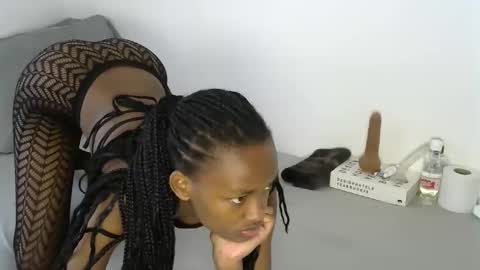 Pretty doll online show from November 2, 11:01 am