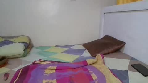 pretty_shila online show from October 25, 11:51 am