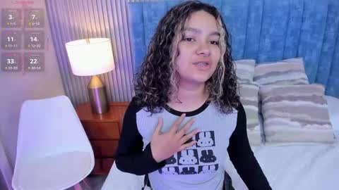 Daisy Flower online show from March 14, 1:44 am