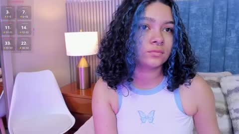 Daisy Flower online show from March 25, 1:33 am