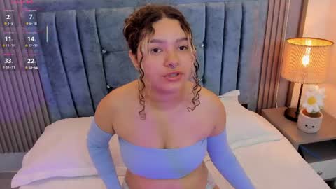 Snapshot of pretty_sunlight_ chatting on July 17, 12:28 am Daisy Flower online show from July 17, 12:28 am