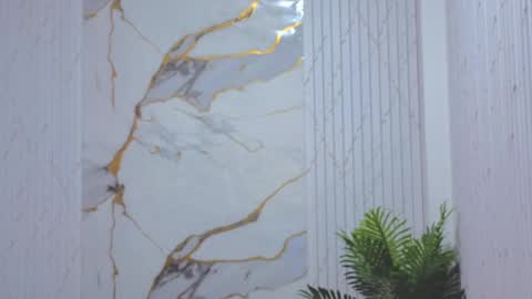 pretty_tay online show from May 12, 11:40 am