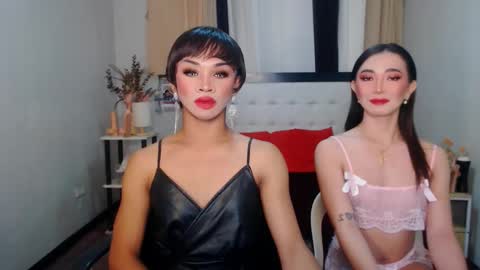 Snapshot of prettyakhira chatting on February 21, 11:11 am prettyakhira online show from February 21, 11:11 am