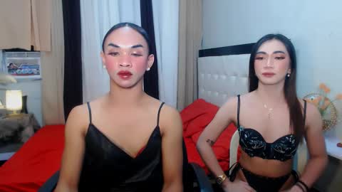 Snapshot of prettyakhira chatting on March 5, 11:28 am prettyakhira online show from March 5, 11:28 am