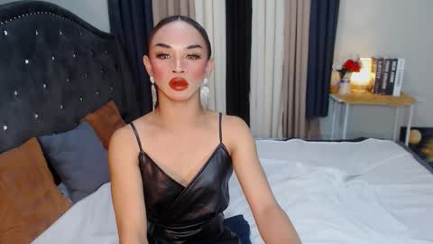 Snapshot of prettyakhira chatting on March 5, 2:45 pm prettyakhira online show from March 5, 2:45 pm