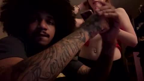 prettyypinkk3 online show from March 8, 7:56 am