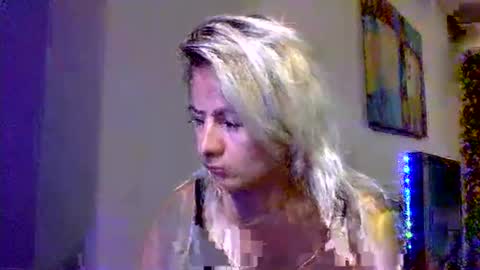 Snapshot of prettybabypetite chatting on March 23, 7:18 pm Missy Jack online show from March 23, 7:18 pm