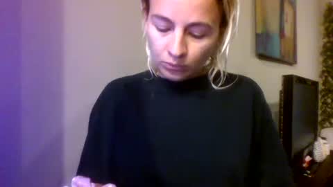 Snapshot of prettybabypetite chatting on March 27, 4:51 pm Missy Jack online show from March 27, 4:51 pm